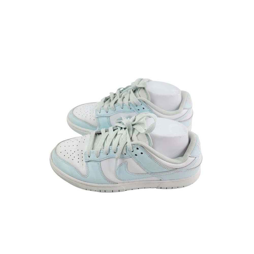 Nike Dunk, Low-top Sneakers Women's, Size 7.5, Blue/White Color.